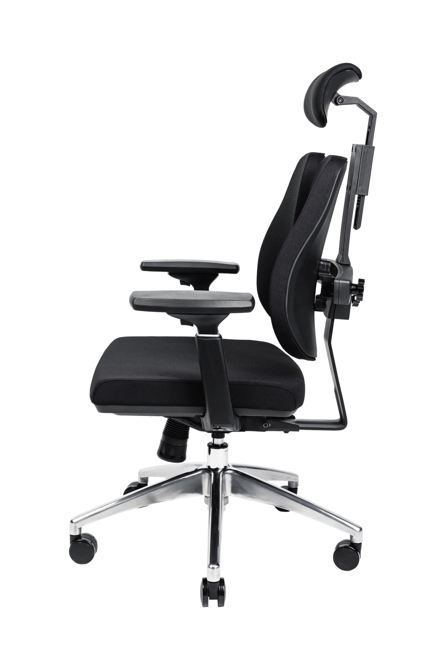 Budapesta: CUSTÓ Budapesta combină sezutul și spătarul căptușite în textil plăcut la atingere cu un suport lombar reglabil ce previne disconfortul în zona inferioară a spatelui. Poți glisa șezutul înainte sau înapoi pentru a regla adâncimea, iar tetiera 2D susține ceafa la unghiul dorit. Cotierele 3D se ajustează rapid pe înălțime, adâncime și rotație, menținând brațele relaxate la tastatură. Mecanismul sincron încurajează mișcările naturale. Roțile din poliuretan rulează lin, protejând suprafețele delicate. Ideal pentru profesioniștii care petrec ore întregi în fața calculatorului.