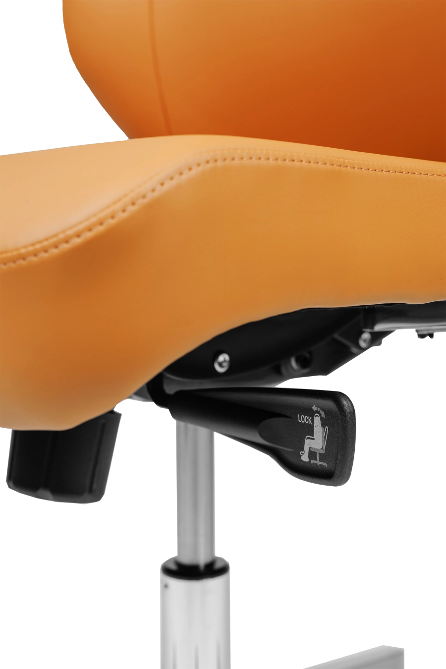 Barcelona: CUSTÓ Barcelona combină suplețea pielii artificiale de calitate premium cu avantajul cotierelor 3D, care se reglează rapid pe înălțime, adâncime și rotație pentru o postură relaxată la tastatură. Șezutul ergonomic este capitonat cu spumă de înaltă densitate, iar spătarul urmează linia spatelui, tetiera fixă susținând coloana cervicală în pauzele scurte. Mecanismul de balansare îți permite să alternezi între lucru intens și destindere. Accentele oranj energizează spațiul de lucru și adaugă personalitate fără a distrage atenția.
