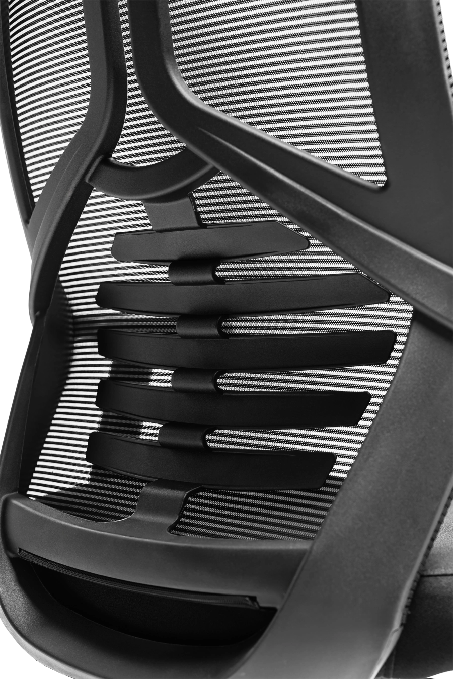 Monza: Fotoliul CUSTÓ Monza îmbină eleganţa discretă cu funcţionalitatea avansată: șezutul tapiţat din stofă asigură o priză confortabilă imediat ce te aşezi, iar spătarul din plasă elastomerică permite o ventilare eficientă pe durata întregii zile de lucru. Tetiera reglabilă pe înălţime și unghi oferă suport optim pentru cap şi gât, în timp ce suportul lombar fix îţi menţine postura corectă în intervale prelungite de activitate. Cotierele ajustabile pe înălţime se adaptează nevoilor tale în timpul conferinţelor, discuțiilor la masă sau al schimbării rapide între birou şi spaţiul de relaxare. Mecanismul sincron confirmă angajamentul pentru ergonomie, iar baza stelată din oțel cromat, combinată cu role din poliuretan, garantează mobilitate lină și stabilitate solidă pe diferite tipuri de suprafețe. O alegere ideală pentru birouri executive sau spaţii profesionale unde confortul şi profesionalismul merg mână în mână.